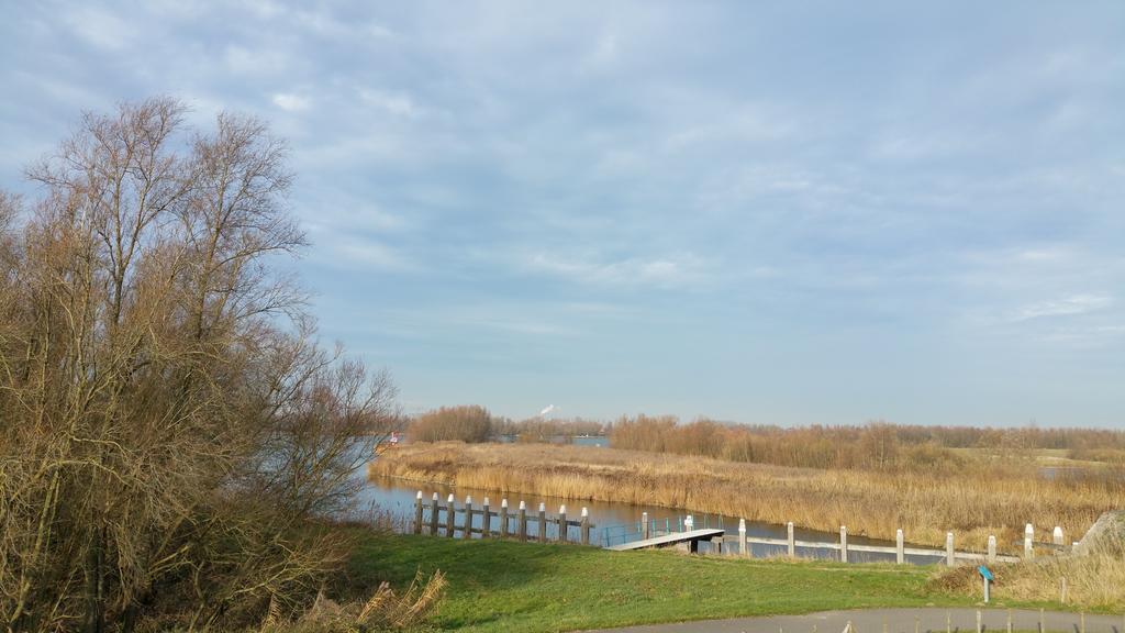 Hotel De Brabantse Biesbosch à Werkendam Extérieur photo