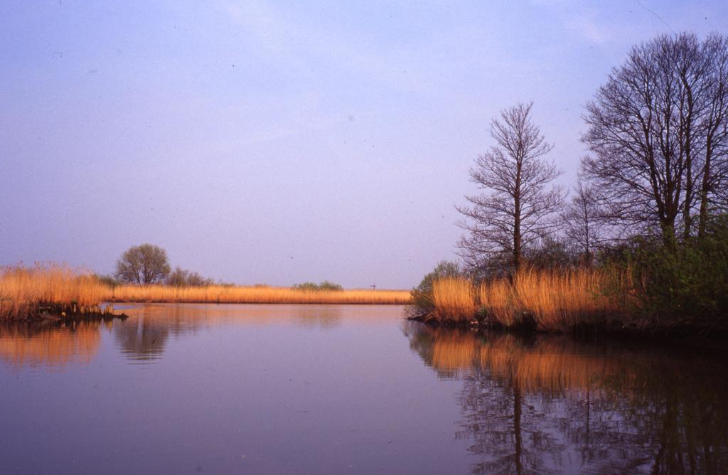 Hotel De Brabantse Biesbosch à Werkendam Extérieur photo
