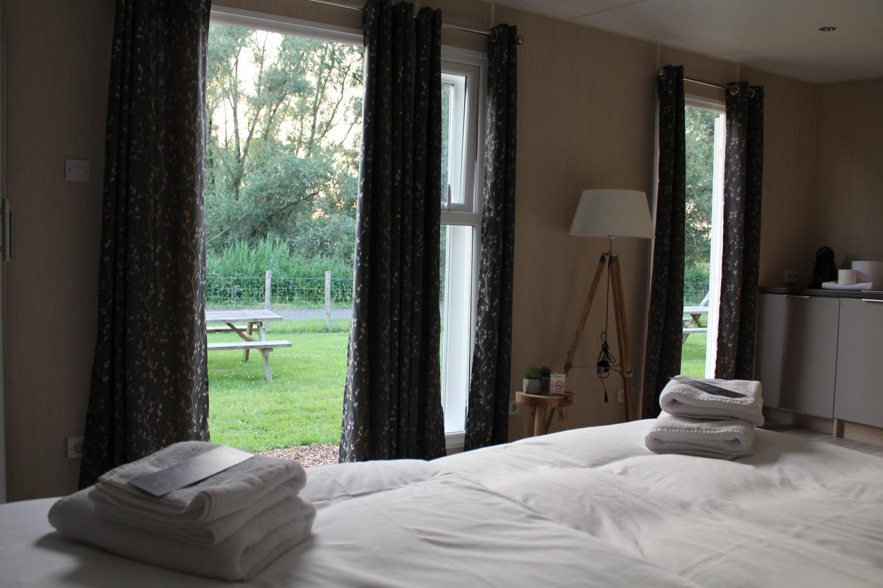 Hotel De Brabantse Biesbosch à Werkendam Extérieur photo