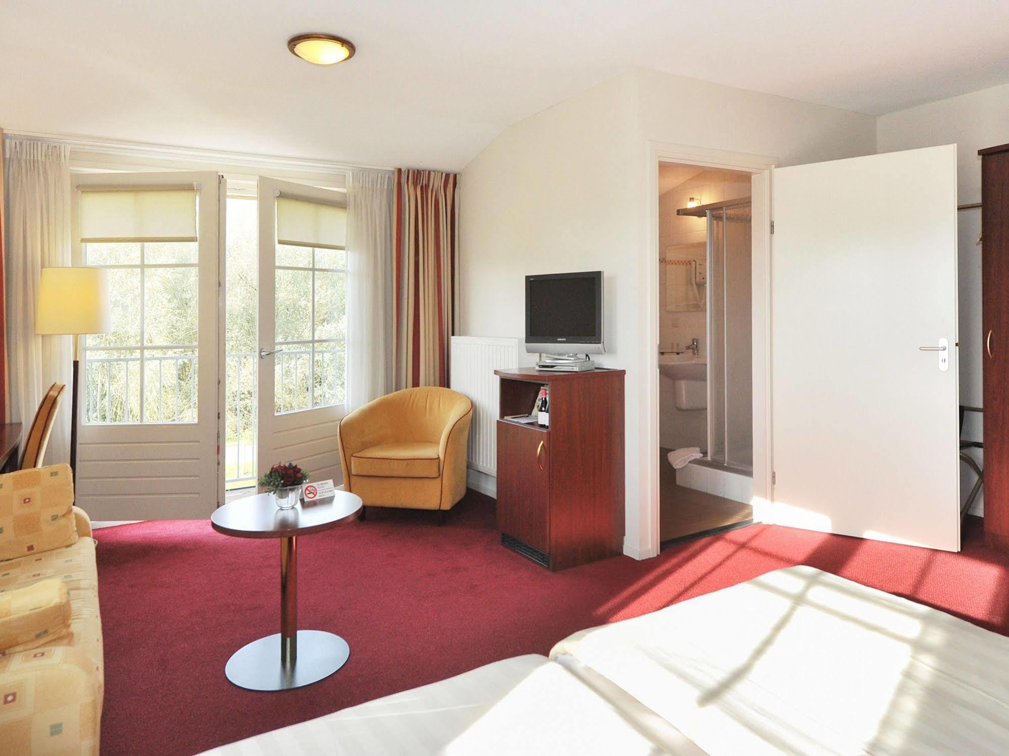 Hotel De Brabantse Biesbosch à Werkendam Extérieur photo