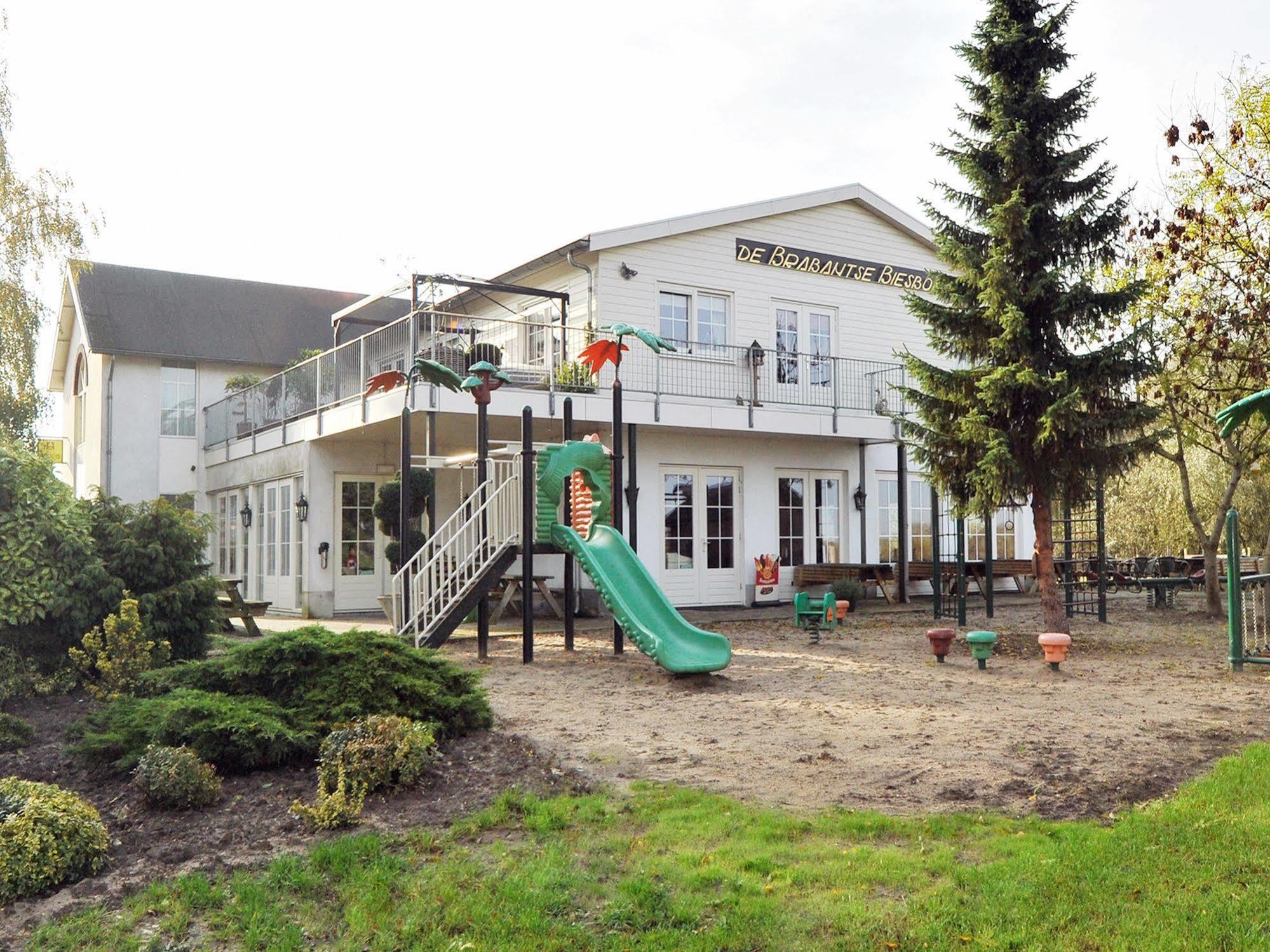 Hotel De Brabantse Biesbosch à Werkendam Extérieur photo