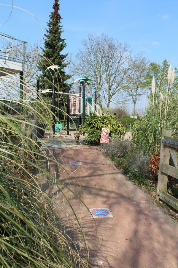 Hotel De Brabantse Biesbosch à Werkendam Extérieur photo